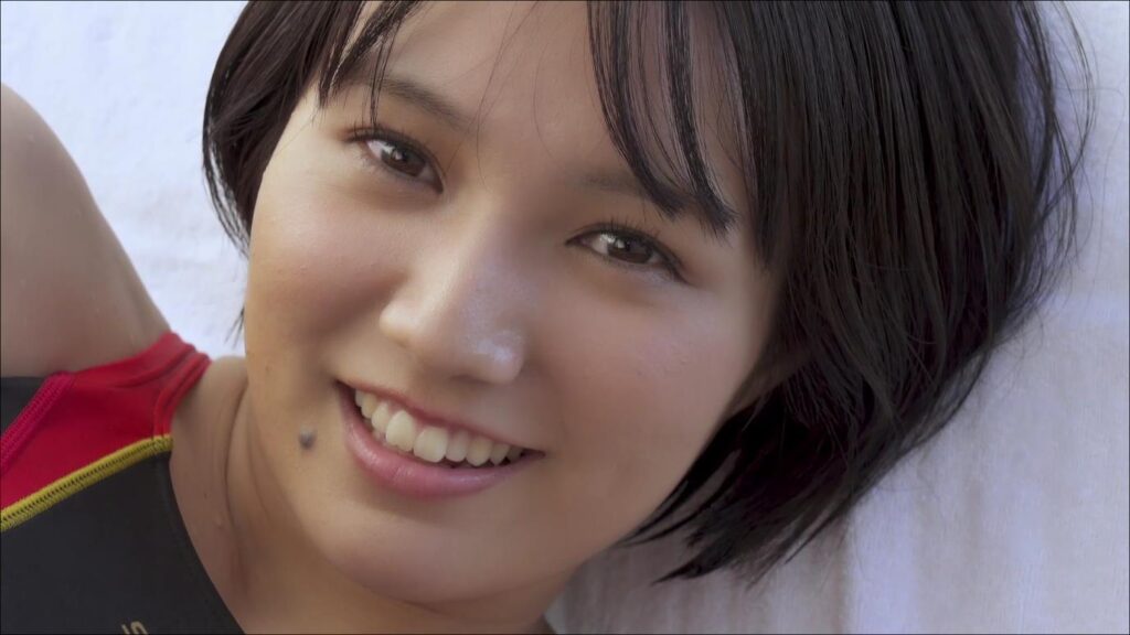 【グラドル】青春を思い出す甘酸っぱいピタピタ競泳水着グラビア😍プール×美脚【グラビアアイドル】 – ありがたいカット2