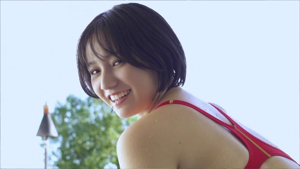 【グラドル】青春を思い出す甘酸っぱいピタピタ競泳水着グラビア😍プール×美脚【グラビアアイドル】 – お宝カット