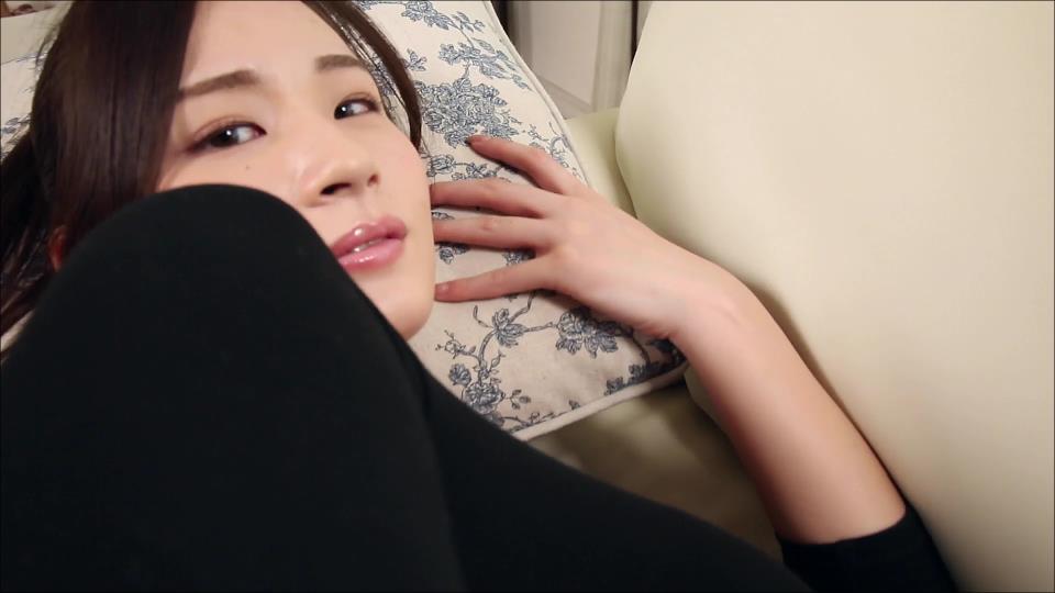 【フェチ画像】高身長モデルがハイレグ黒レオタードで大開脚ストレッチ😍鬼接写×バランスボール【清瀬汐希】 – 萌えカット2