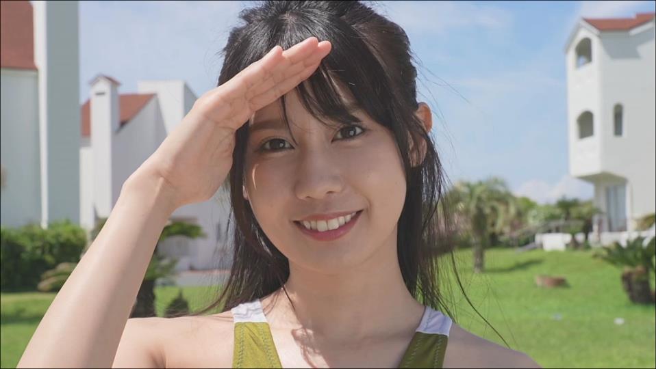 【フェチ画像】ハイレグをグイグイ絞り上げて射的の的にされてしまう美女😍ローアングル×接写【相原美咲】 – キワドいカット