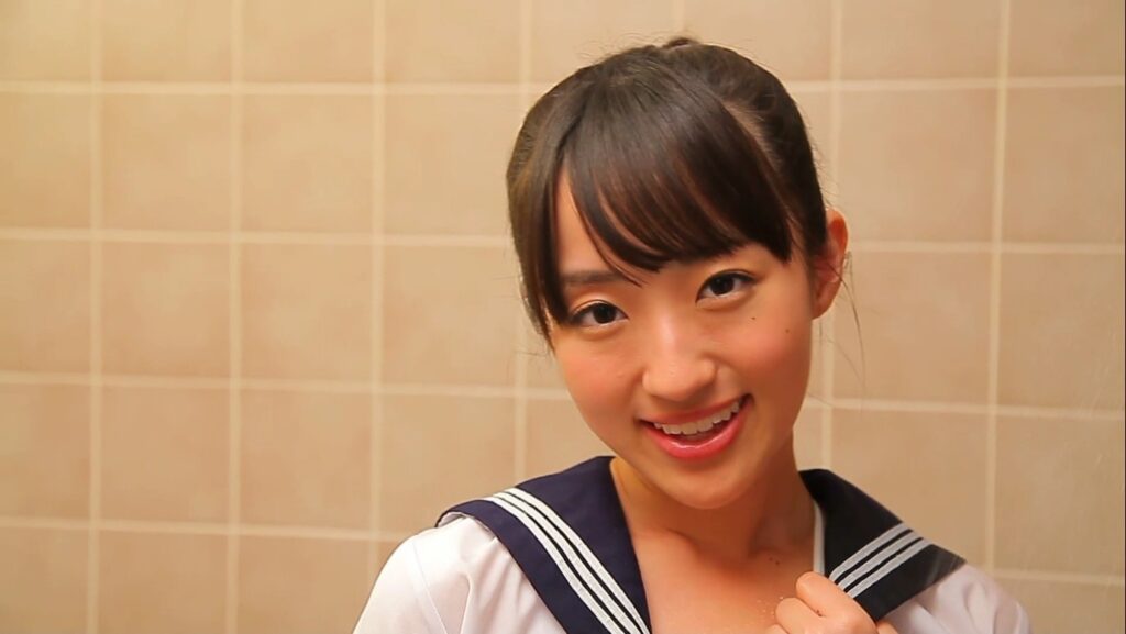 【フェチ画像】ローション塗れにしてピタピタになった極薄スク水が危うい😍透け&times;合法【小島麻友美】 &ndash; 妖艶カット