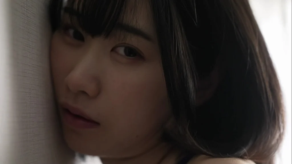 【フェチ画像】けしからんハイレグをヌルヌルにしてズリズリ擦り付ける美女😍Ｍ字開脚&times;接写【鹿】 &ndash; 愛おしいカット