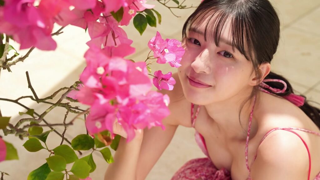 【フェチ画像】ピタピタの赤ハイレグで佇む美女を階段下から見上げる絶景😍尻フェチ&times;巨乳【我妻ゆりか】 &ndash; キワドいカット