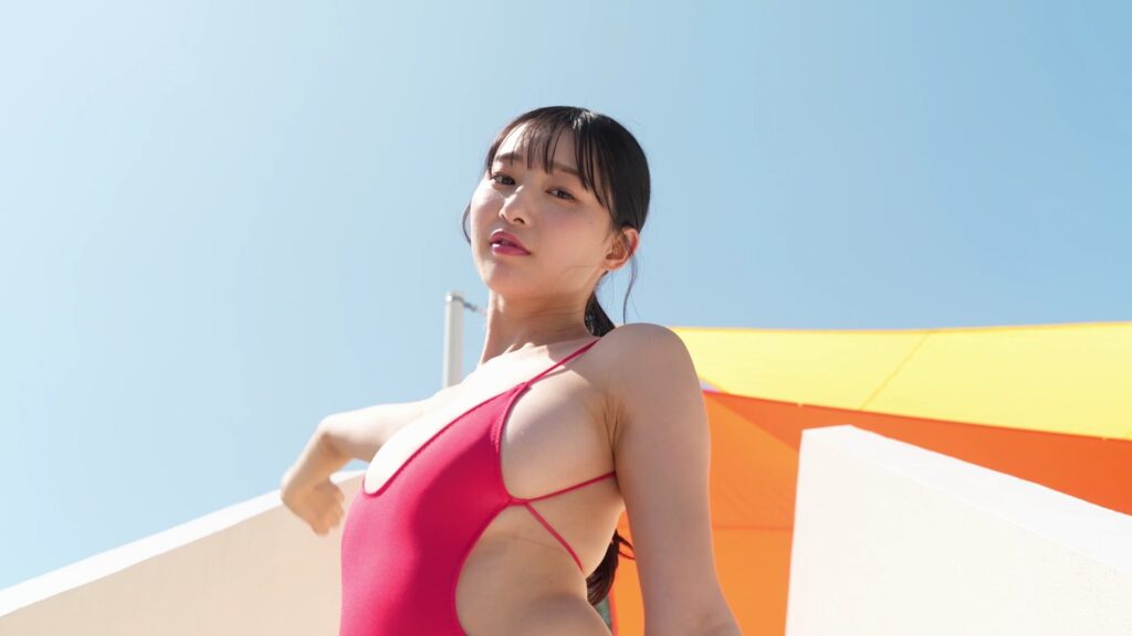 【フェチ画像】ピタピタの赤ハイレグで佇む美女を階段下から見上げる絶景😍尻フェチ&times;巨乳【我妻ゆりか】 &ndash; そそるカット