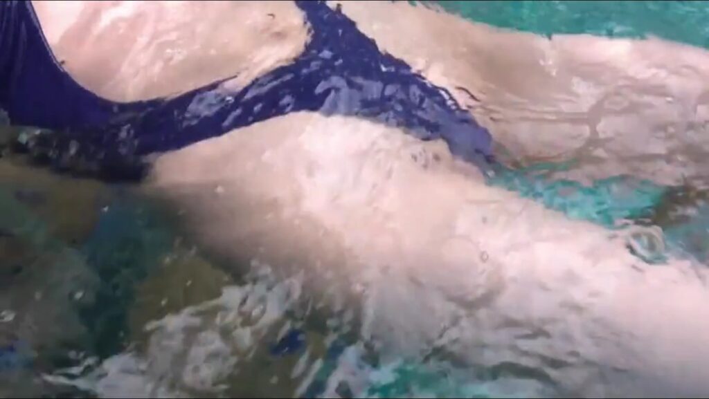 【フェチ画像】ちっぱい横綱の改造ハイレグをプールで濡らして下から激撮😍水中カメラ&times;スレンダー【船岡咲】 &ndash; ナイスなカット