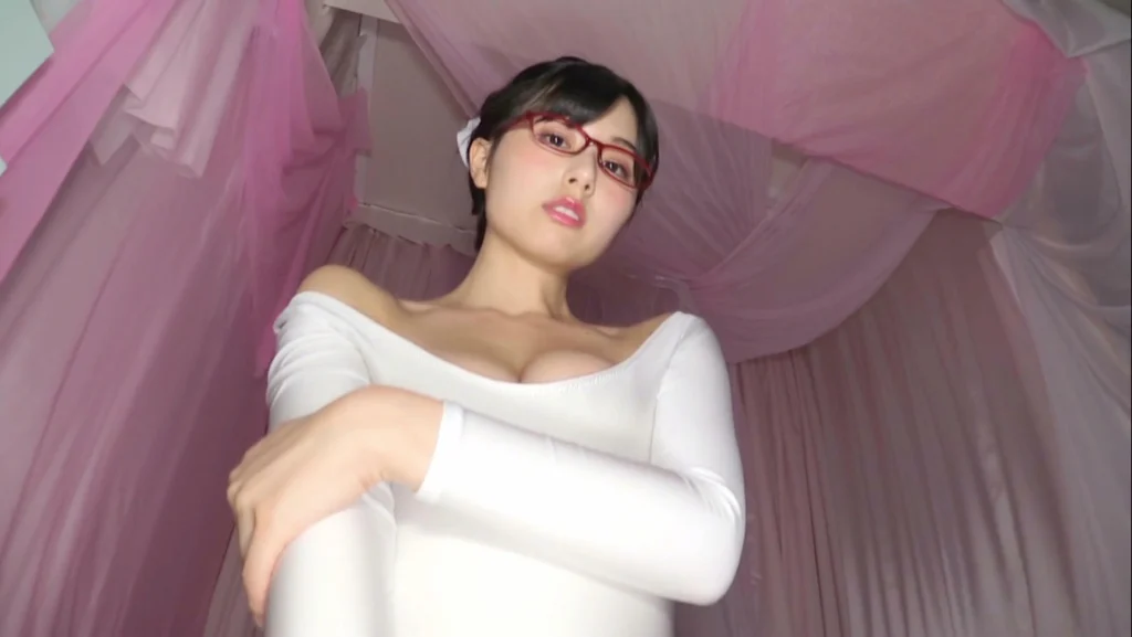 【フェチ画像】白レオタードの天使が跨って上下運動してくれるひみつの病室😍ハイレグ&times;騎乗位【くりえみ】 &ndash; 可愛いカット2