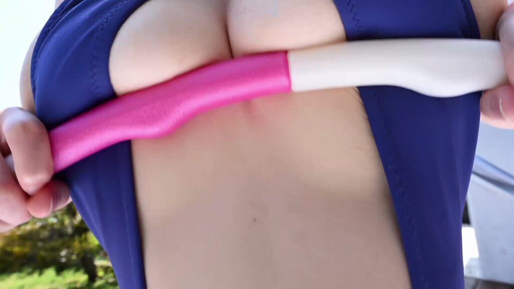【フェチ画像】超絶魔改造ハイレグでエグいエクササイズさせられる新人グラドル😍巨乳&times;接写【稲森ゆう】 &ndash; 平和なカット