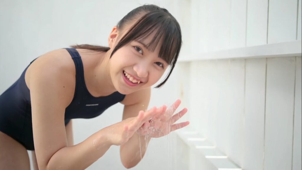 【フェチ画像】アイドルユニットで活躍する美少女のピタピタ競泳水着が尊い😍スリスリ&times;尻フェチ【愛染ねね】 &ndash; あざといカット