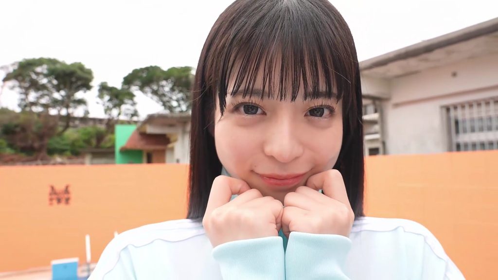【フェチ画像】元HKT48のハイレグ競泳水着をローアングル接写😍尻フェチ×スリスリ【長野雅】 – キワドいカット
