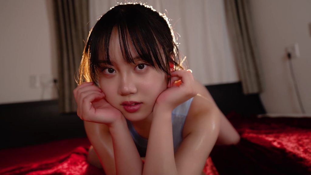 【フェチ画像】テカテカオイルボディに透けハイレグが食い込む20歳のダンス😍尻フェチ&times;ローアングル【花咲音羽】 &ndash; ありがたいカット