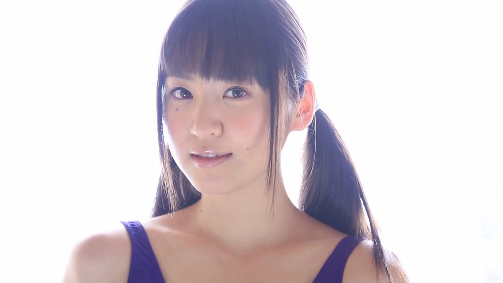 【フェチ画像】自然光の中でストレッチする和室ハイレグが尊い😍バランスボール&times;スレンダー【船岡咲】 &ndash; 可愛いカット